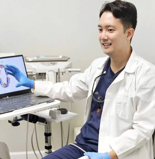 Dr Donghyun Koo, DDS